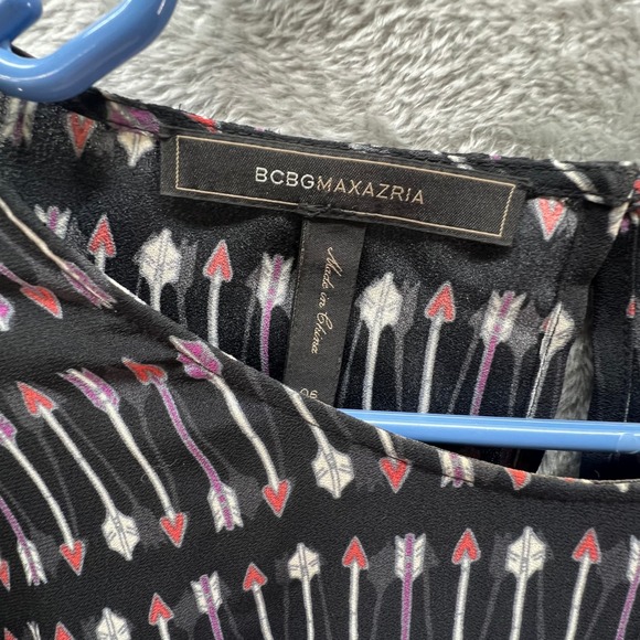 BCBG MAXAZRIA Black Arrow Print Size 6 Mini Dress Whimsigoth Skater Boho Chic - Picture 3 of 14